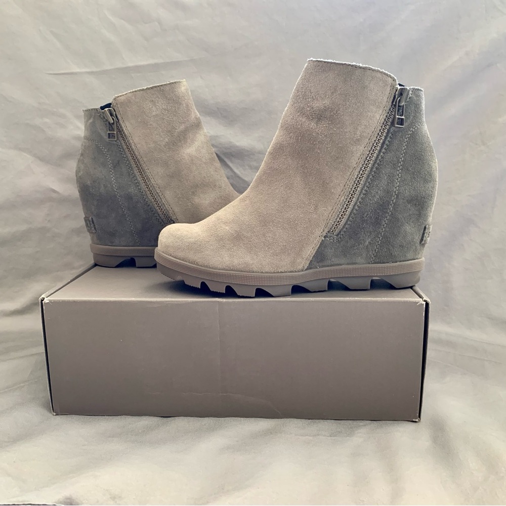 Sorel Women's Joan of Arctic Side Zip Wedge Boots - KHAKI two tone suede